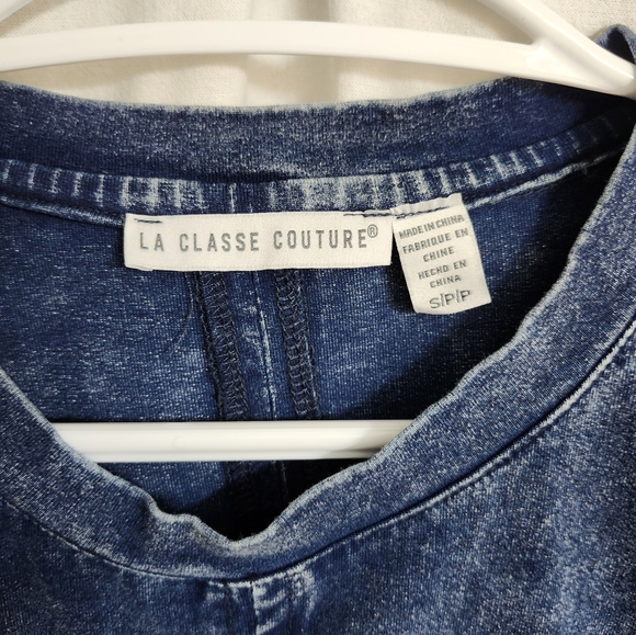 Excellent condition Denim dress. Size small. Mix&match 2/$30! - Picture 2 of 8